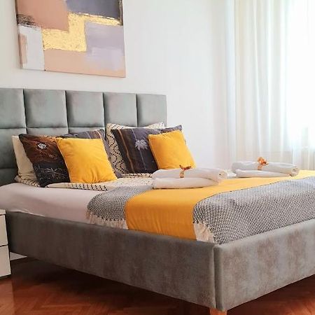 Downtown Star Apartment Белград Екстериор снимка