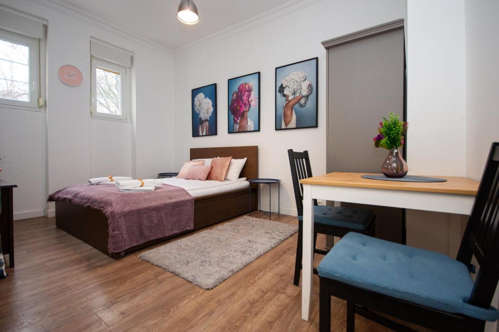 Downtown Star Apartment Белград Стая снимка